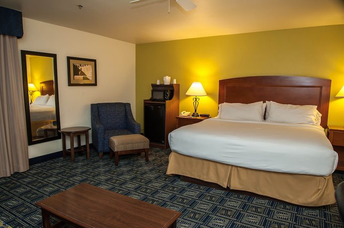 Imagen de la habitación del Hotel Holiday Inn Express Airport - Tucson, An Ihg. Foto 2
