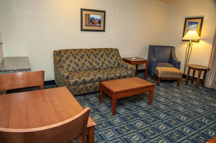Imagen de la habitación del Hotel Holiday Inn Express Airport - Tucson, An Ihg. Foto 4