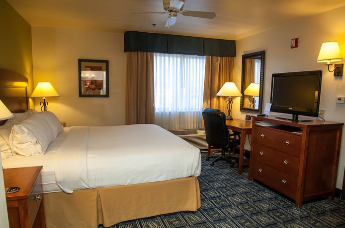 Imagen de la habitación del Hotel Holiday Inn Express Airport - Tucson, An Ihg. Foto 5