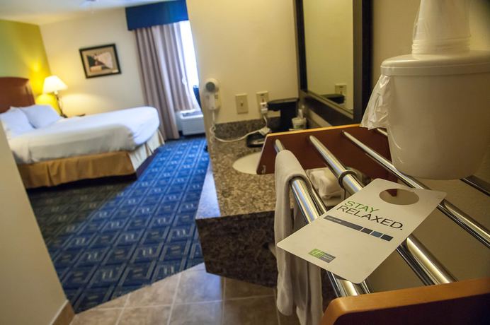 Imagen de la habitación del Hotel Holiday Inn Express Airport - Tucson, An Ihg. Foto 10