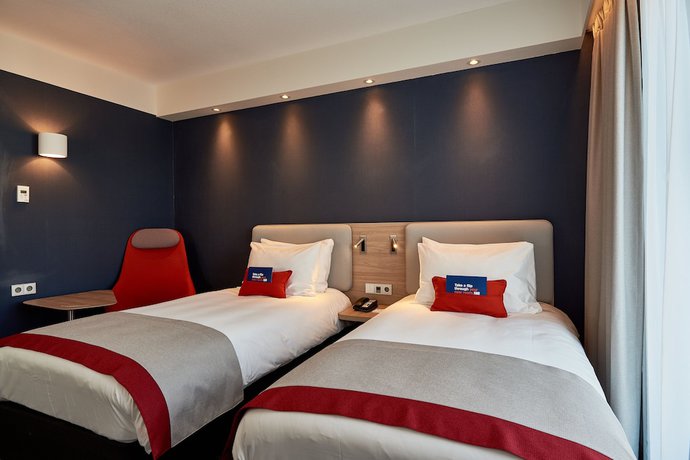 Imagen de la habitación del Hotel Holiday Inn Express Amsterdam - City Hall, An Ihg. Foto 3