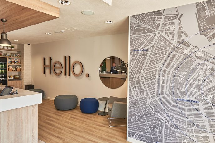 Imagen de los interiores del Hotel Holiday Inn Express Amsterdam - City Hall, An Ihg. Foto 19