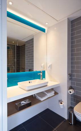 Imagen de la habitación del Hotel Holiday Inn Express Amsterdam - City Hall, An Ihg. Foto 17