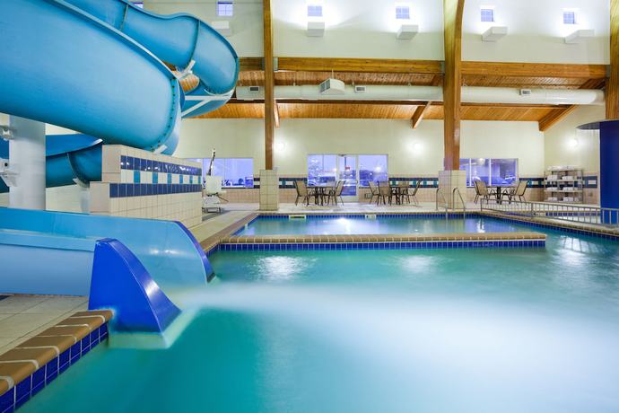 Imagen de la piscina del Hotel Holiday Inn Express And Suites Aberdeen, An Ihg. Foto 19