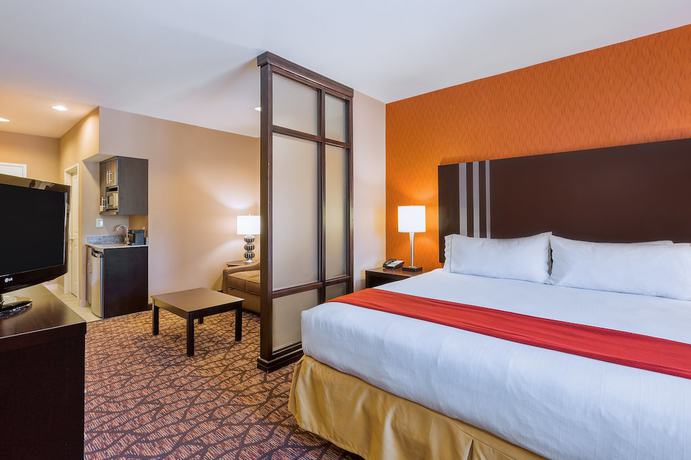 Imagen de la habitación del Hotel Holiday Inn Express And Suites Alpine Southeast, An Ihg. Foto 5