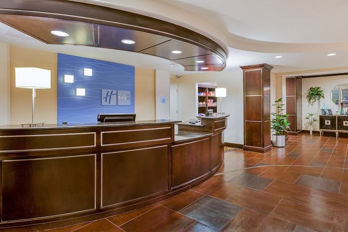 Imagen de los interiores del Hotel Holiday Inn Express And Suites Alpine Southeast, An Ihg. Foto 19