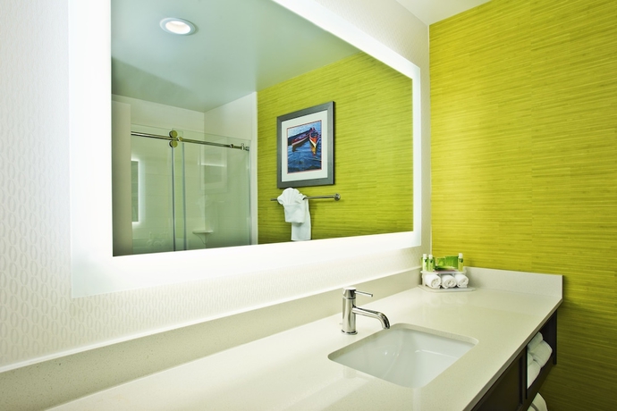 Imagen de la habitación del Hotel Holiday Inn Express And Suites Ann Arbor West. Foto 2