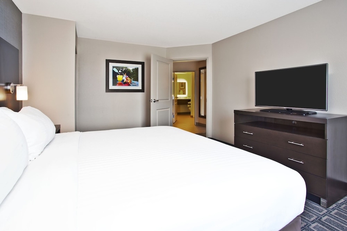Imagen de la habitación del Hotel Holiday Inn Express And Suites Ann Arbor West. Foto 15
