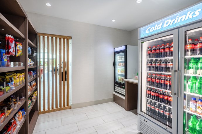 Imagen de los interiores del Hotel Holiday Inn Express And Suites Atlanta Airport Ne - Hapeville , An Ihg. Foto 17