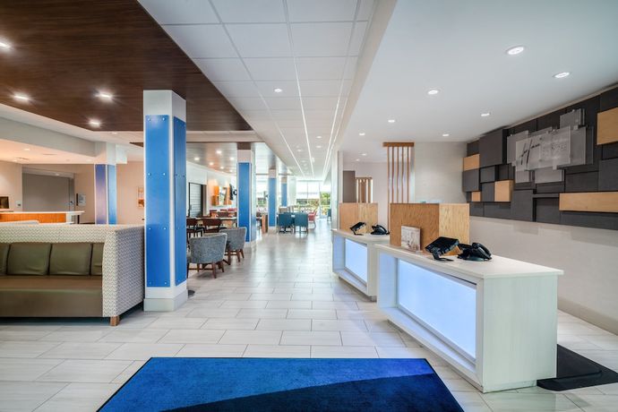 Imagen de los interiores del Hotel Holiday Inn Express And Suites Atlanta Airport Ne - Hapeville , An Ihg. Foto 18