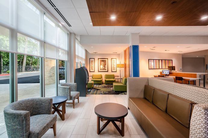 Imagen de los interiores del Hotel Holiday Inn Express And Suites Atlanta Airport Ne - Hapeville , An Ihg. Foto 19