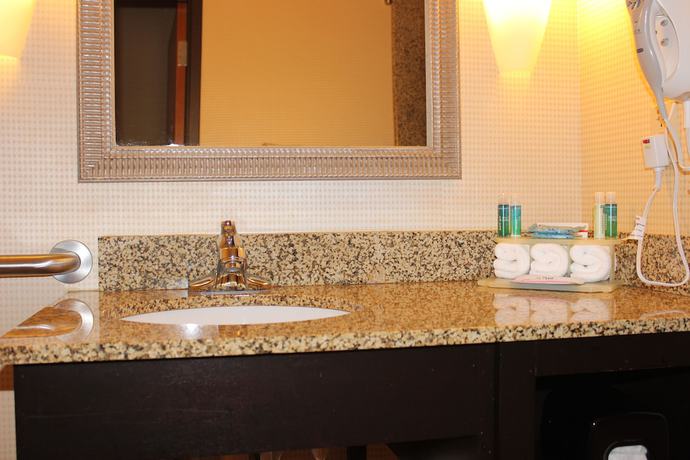 Imagen de la habitación del Hotel Holiday Inn Express And Suites Austell - Powder Springs, An Ihg. Foto 5