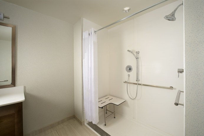 Imagen de la habitación del Hotel Holiday Inn Express And Suites Bay City, An Ihg, Bay City. Foto 15