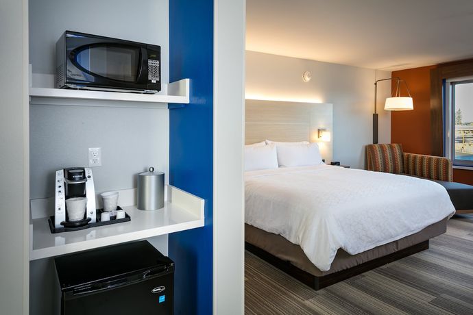 Imagen de la habitación del Hotel Holiday Inn Express And Suites Bend South, An Ihg. Foto 3