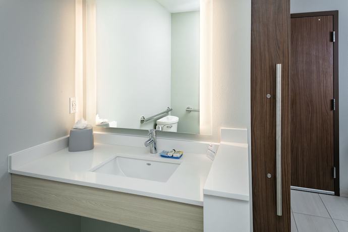 Imagen de la habitación del Hotel Holiday Inn Express And Suites Bend South, An Ihg. Foto 8