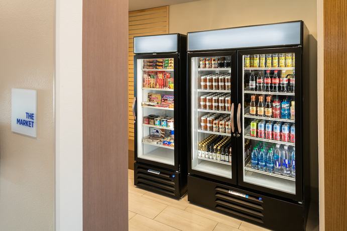 Imagen de los interiores del Hotel Holiday Inn Express And Suites Bend South, An Ihg. Foto 19
