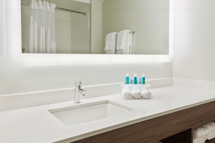 Imagen de la habitación del Hotel Holiday Inn Express And Suites Bentonville. Foto 8