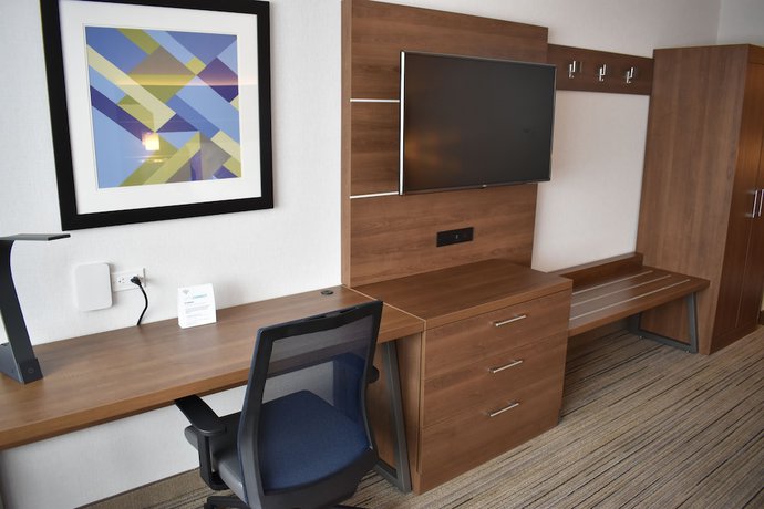 Imagen de la habitación del Hotel Holiday Inn Express And Suites Boston South - Randolph, an IHG. Foto 2