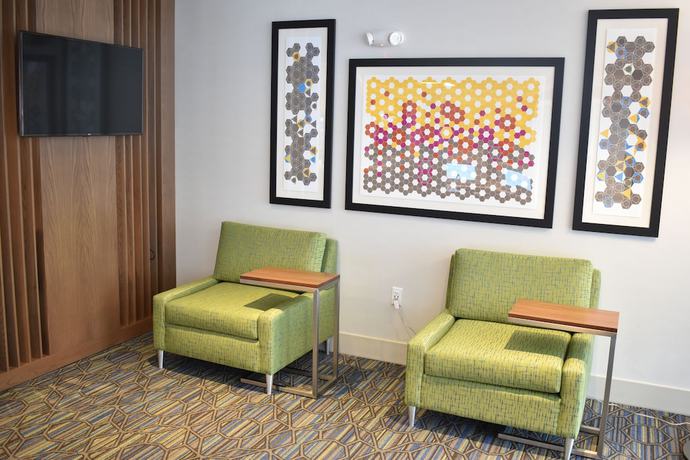 Imagen de los interiores del Hotel Holiday Inn Express And Suites Boston South - Randolph, an IHG. Foto 19