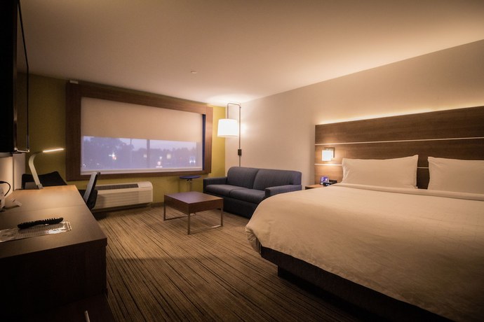 Imagen de la habitación del Hotel Holiday Inn Express And Suites Boston South - Randolph, an IHG. Foto 16