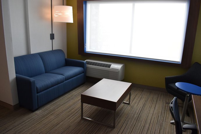 Imagen de la habitación del Hotel Holiday Inn Express And Suites Boston South - Randolph, an IHG. Foto 17