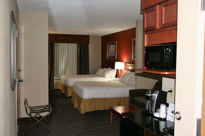 Imagen de la habitación del Hotel Holiday Inn Express And Suites Brooksville West, An Ihg. Foto 12