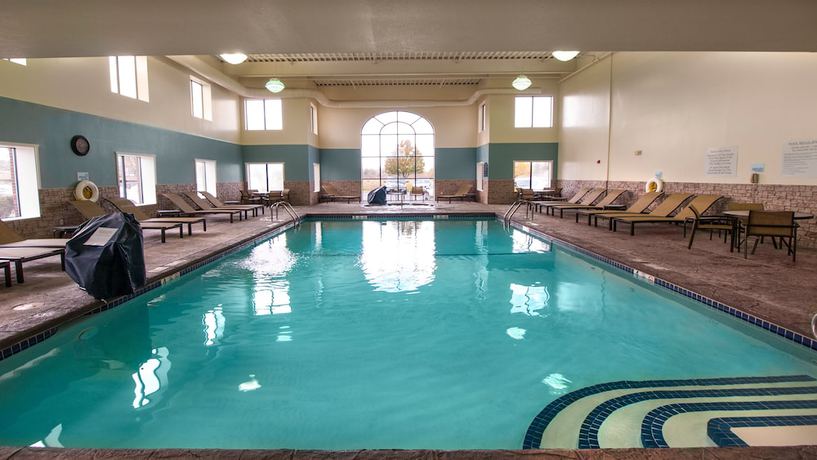 Imagen de la piscina del Hotel Holiday Inn Express And Suites Buffalo-airport, An Ihg. Foto 19