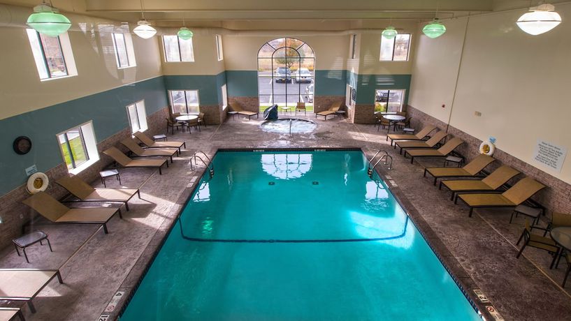 Imagen de la piscina del Hotel Holiday Inn Express And Suites Buffalo-airport, An Ihg. Foto 20