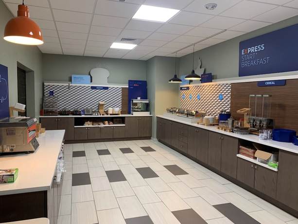 Imagen del bar/restaurante del Hotel Holiday Inn Express And Suites Canon City, An Ihg. Foto 4