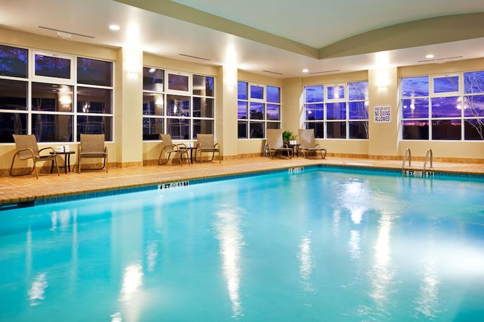 Imagen de la piscina del Hotel Holiday Inn Express And Suites Charlotte Southeast - Matthews, An Ihg. Foto 20