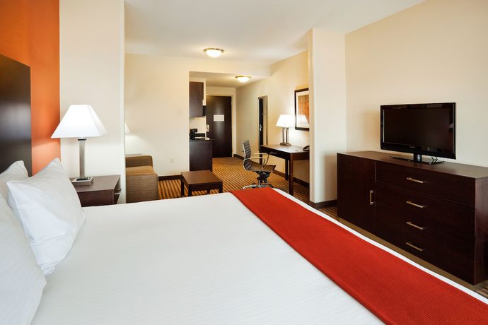 Imagen de la habitación del Hotel Holiday Inn Express And Suites Charlotte Southeast - Matthews, An Ihg. Foto 17