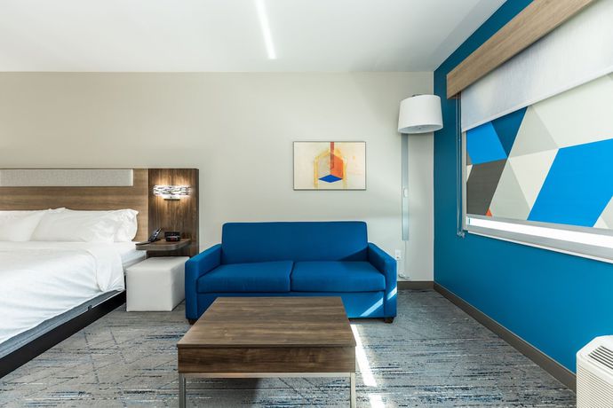 Imagen de la habitación del Hotel Holiday Inn Express And Suites Charlottesville, An Ihg. Foto 10