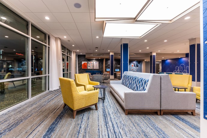 Imagen de los interiores del Hotel Holiday Inn Express And Suites Charlottesville, An Ihg. Foto 20