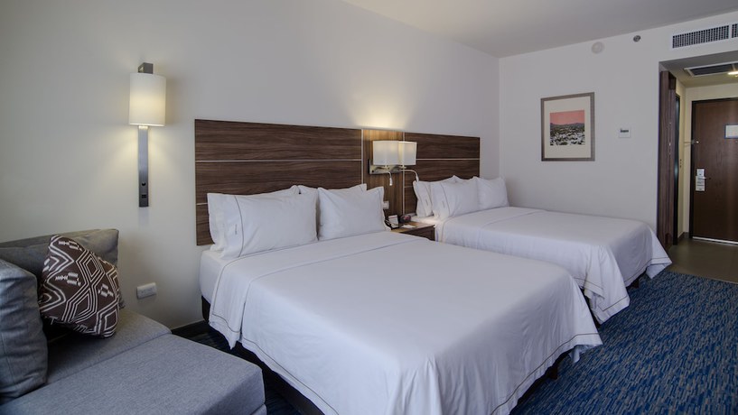 Imagen de la habitación del Hotel Holiday Inn Express And Suites Ciudad Obregon, An Ihg. Foto 11