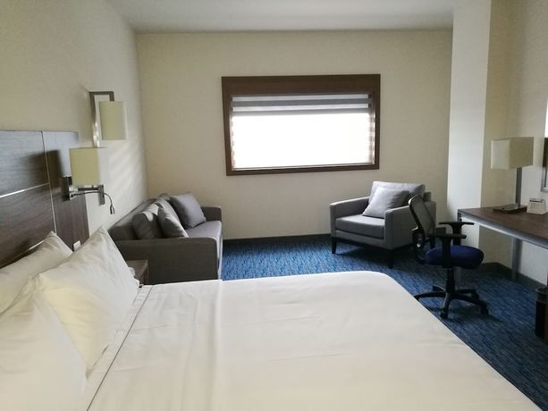 Imagen de la habitación del Hotel Holiday Inn Express And Suites Ciudad Obregon, An Ihg. Foto 12