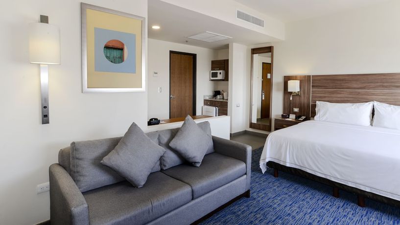Imagen de la habitación del Hotel Holiday Inn Express And Suites Ciudad Obregon, An Ihg. Foto 19