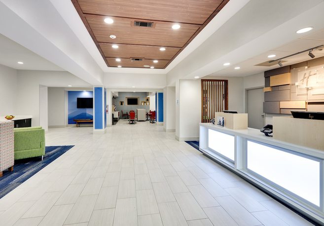 Imagen de los interiores del Hotel Holiday Inn Express And Suites Cleburne, An Ihg. Foto 18