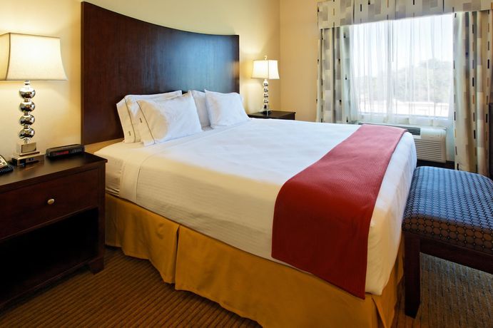 Imagen de la habitación del Hotel Holiday Inn Express And Suites Cleburne, An Ihg. Foto 8