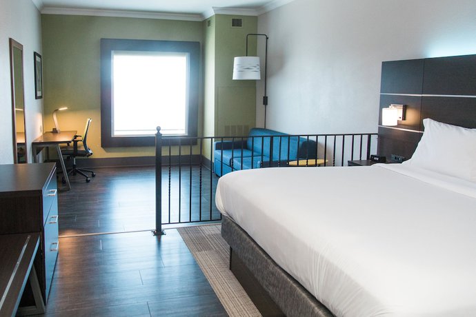 Imagen de la habitación del Hotel Holiday Inn Express And Suites Columbia-fort Jackson, An Ihg. Foto 7