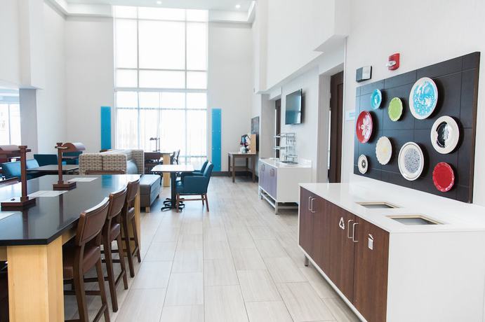 Imagen del bar/restaurante del Hotel Holiday Inn Express And Suites Columbia-fort Jackson, An Ihg. Foto 3