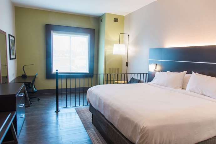 Imagen de la habitación del Hotel Holiday Inn Express And Suites Columbia-fort Jackson, An Ihg. Foto 14