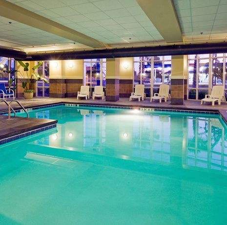 Imagen de la piscina del Hotel Holiday Inn Express And Suites Columbia-fort Jackson, An Ihg. Foto 20