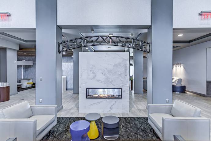 Imagen de los interiores del Hotel Holiday Inn Express And Suites Columbus Univ Area - Osu, An Ihg. Foto 17