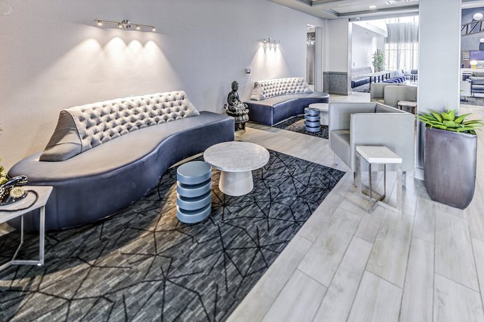Imagen de los interiores del Hotel Holiday Inn Express And Suites Columbus Univ Area - Osu, An Ihg. Foto 19