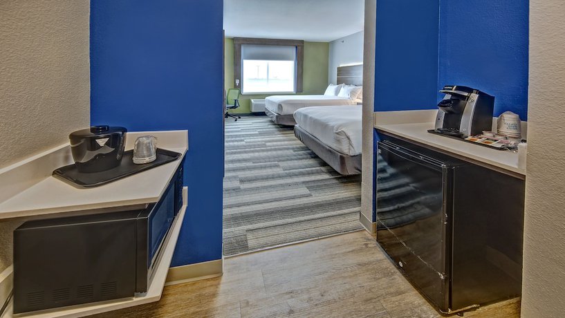 Imagen de la habitación del Hotel Holiday Inn Express And Suites Corsicana, An Ihg. Foto 3