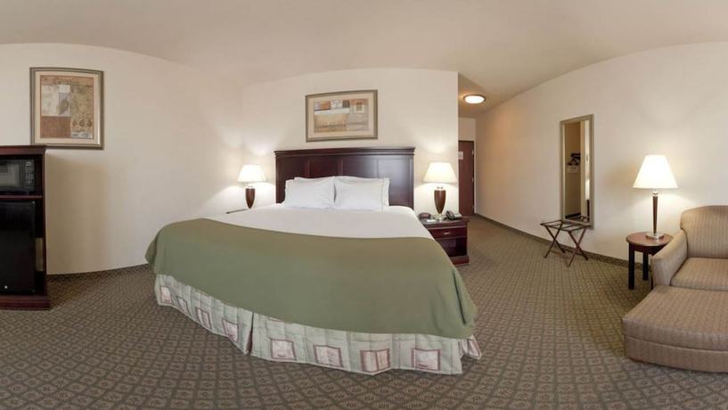 Imagen de la habitación del Hotel Holiday Inn Express And Suites Corsicana, An Ihg. Foto 8