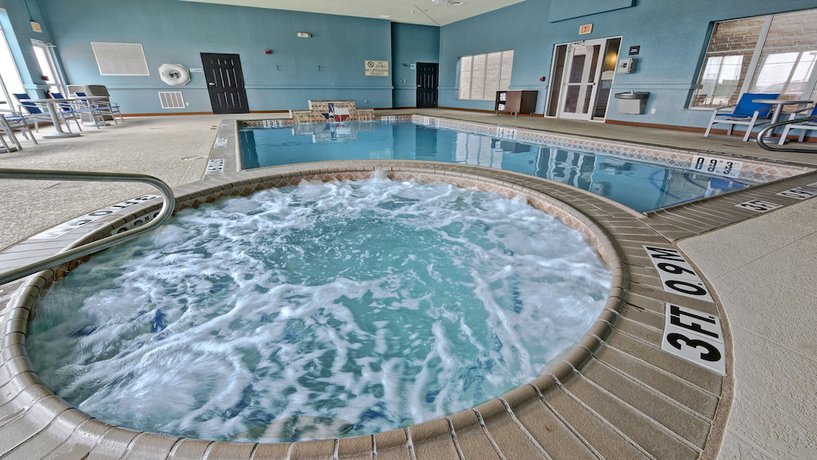 Imagen de la piscina del Hotel Holiday Inn Express And Suites Corsicana, An Ihg. Foto 19
