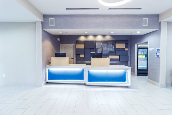 Imagen de los interiores del Hotel Holiday Inn Express And Suites Crestview, An Ihg. Foto 20