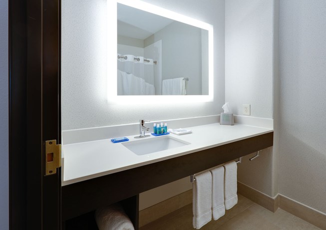 Imagen de la habitación del Hotel Holiday Inn Express And Suites Dallas - Duncanville, An Ihg. Foto 9