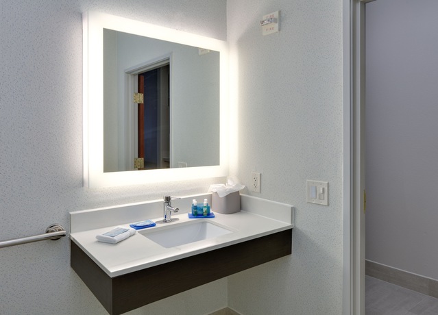 Imagen de la habitación del Hotel Holiday Inn Express And Suites Dallas - Duncanville, An Ihg. Foto 16